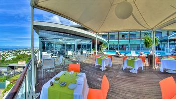 Outdoor Banquet Area